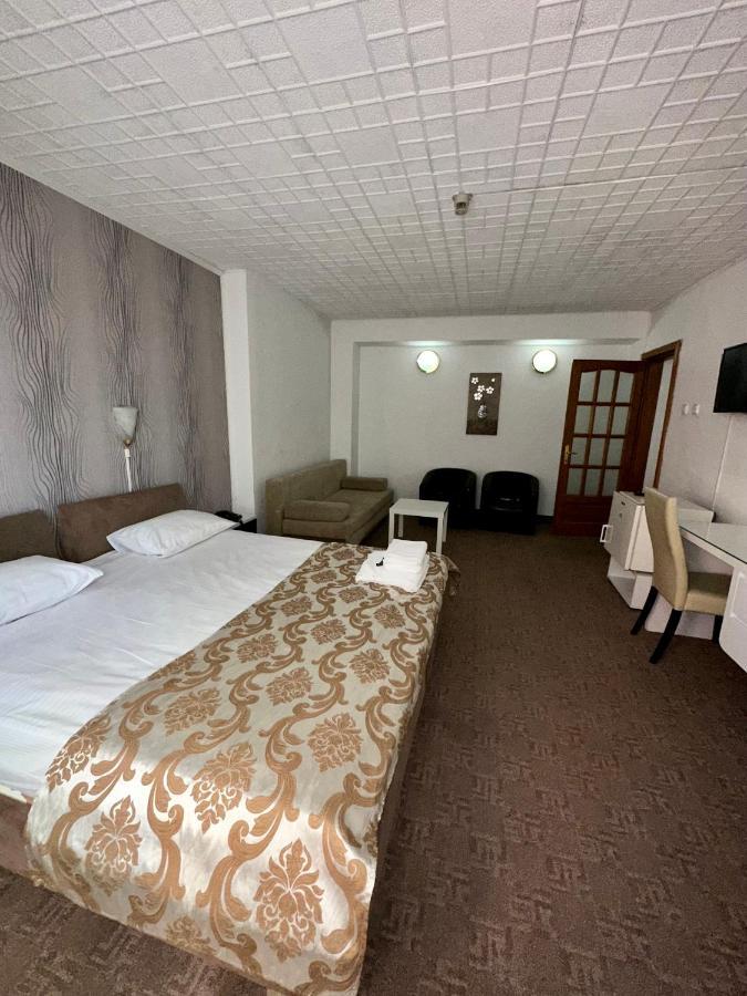Darin Hotel Bucarest Extérieur photo