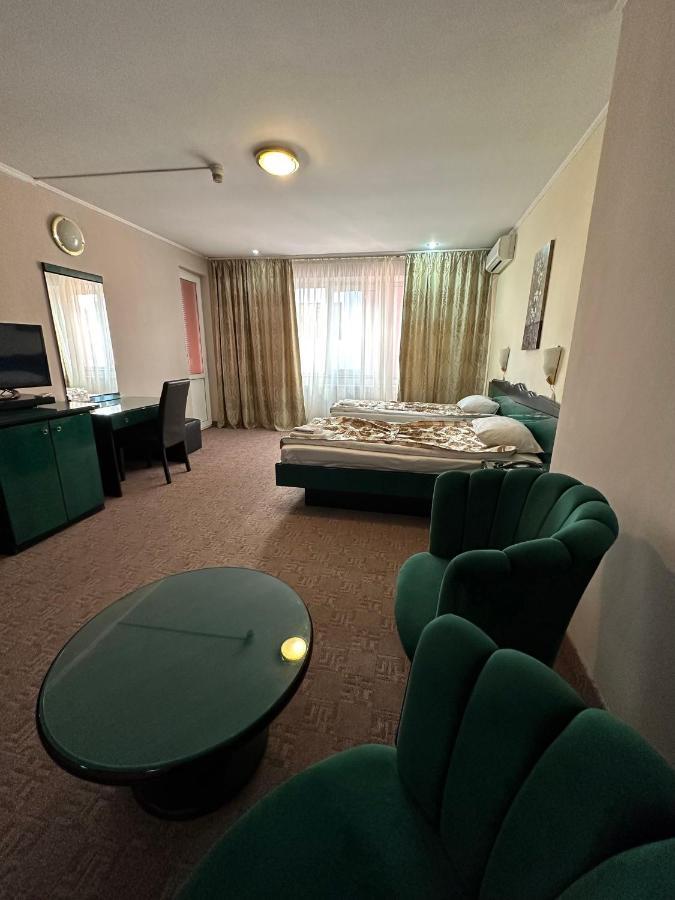 Darin Hotel Bucarest Extérieur photo