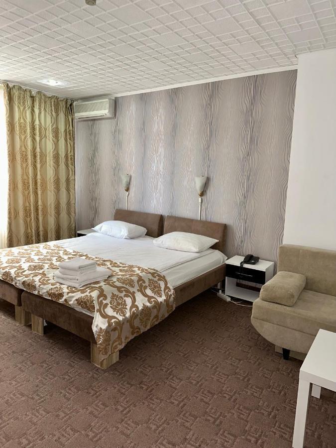 Darin Hotel Bucarest Extérieur photo
